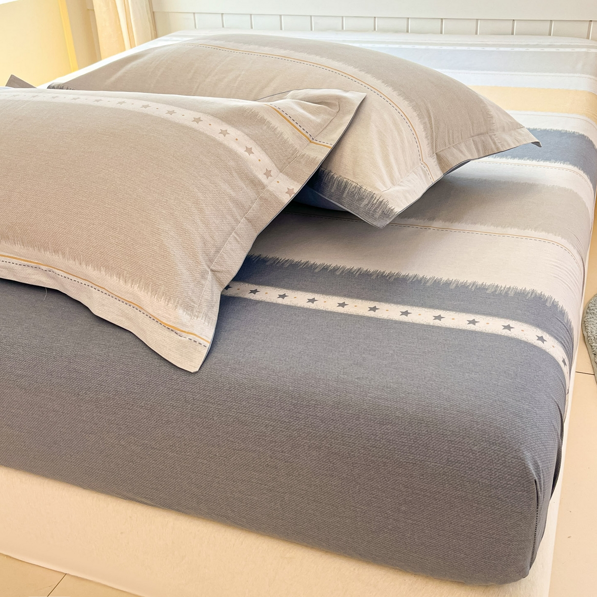 91家纺网 家纺一手货源 找家纺 莱通家纺 2026春夏新款全棉12868印花四件套单品系列-单床笠 星辰大海