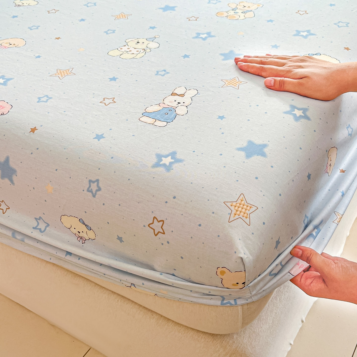 91家纺网 家纺一手货源 找家纺 莱通家纺 2026春夏新款全棉12868印花四件套单品系列-单床笠 星星童话园