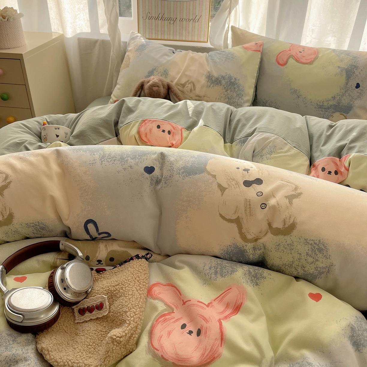 91家纺网 家纺一手货源 找家纺 沐芷 2026 A类105g水洗棉四件套超柔手感床上宿舍三件套床单被套 晕染爱心