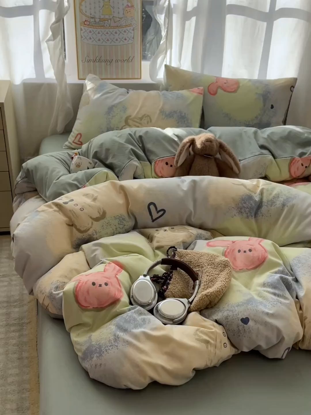 91家纺网 家纺一手货源 找家纺 沐芷 2026 A类105g水洗棉四件套超柔手感床上宿舍三件套床单被套 晕染爱心