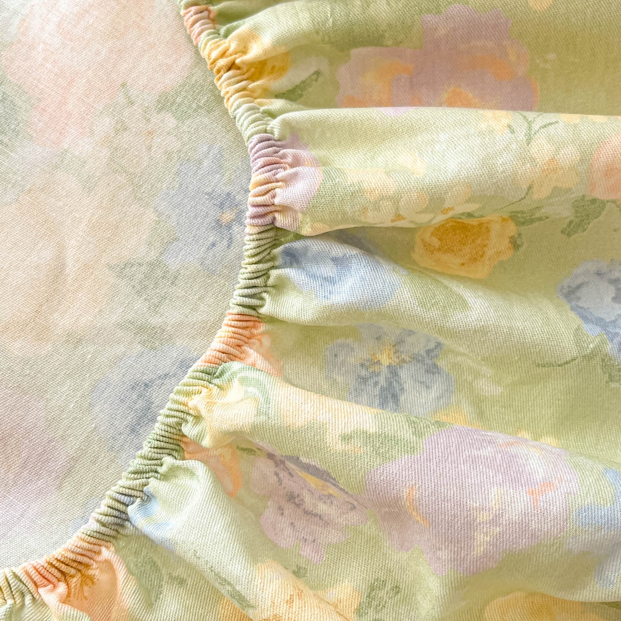 91家纺网 家纺一手货源 找家纺 莱通家纺 2026春夏新款全棉12868印花四件套单品系列-单床笠 栀子花语