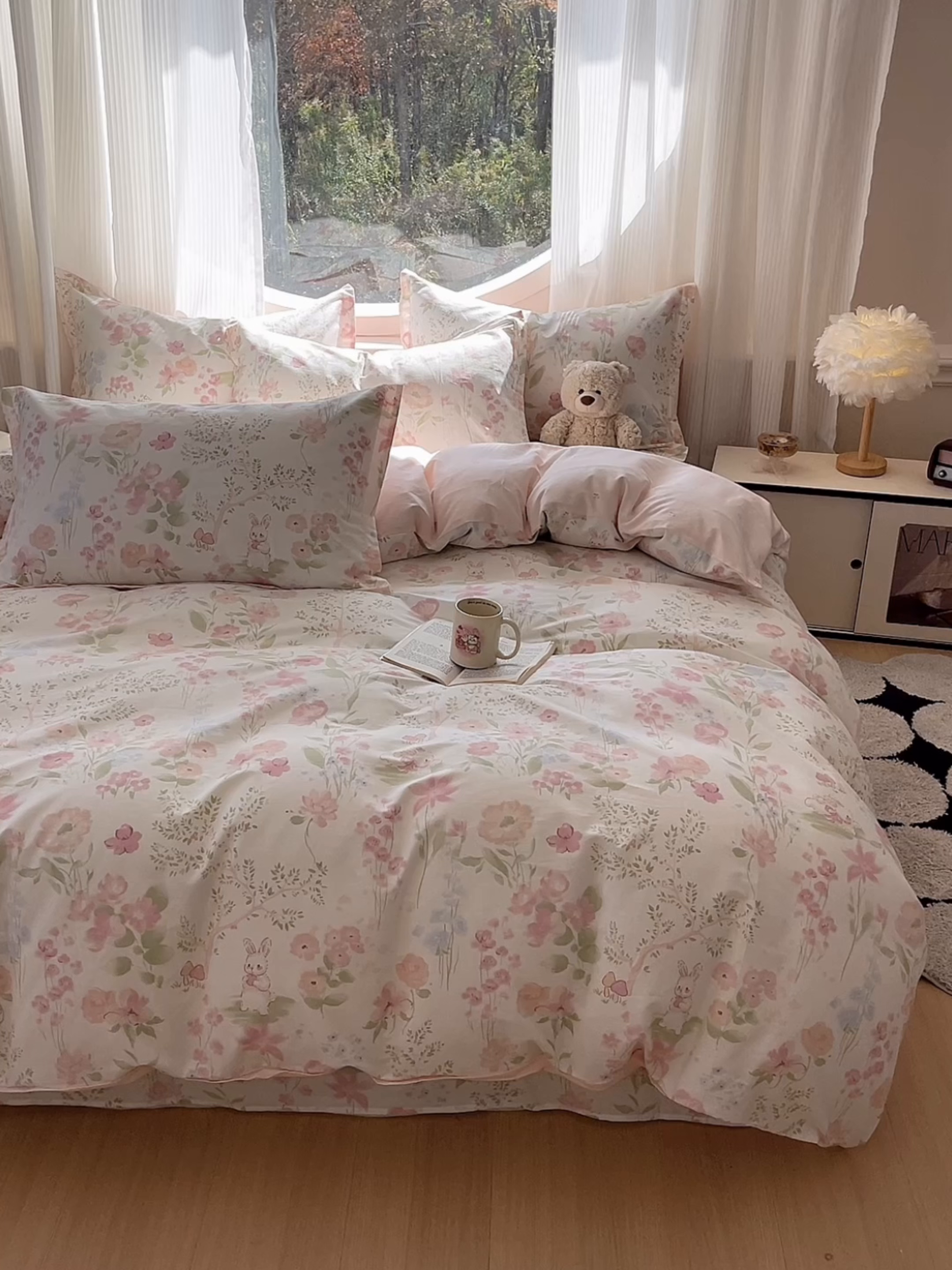 91家纺网 家纺一手货源 找家纺 花梦欣 2026新款全棉纯棉印花花卉款四件套 花仙兔兔