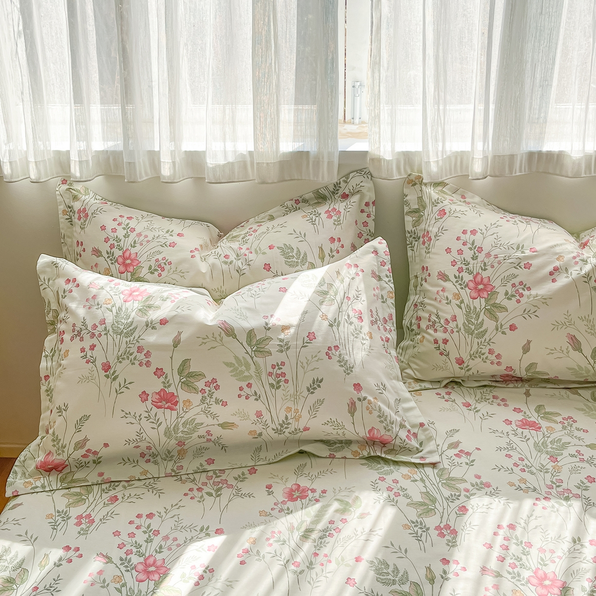 91家纺网 家纺一手货源 找家纺 花梦欣 2026新款全棉纯棉印花花卉款四件套 玉笛花间