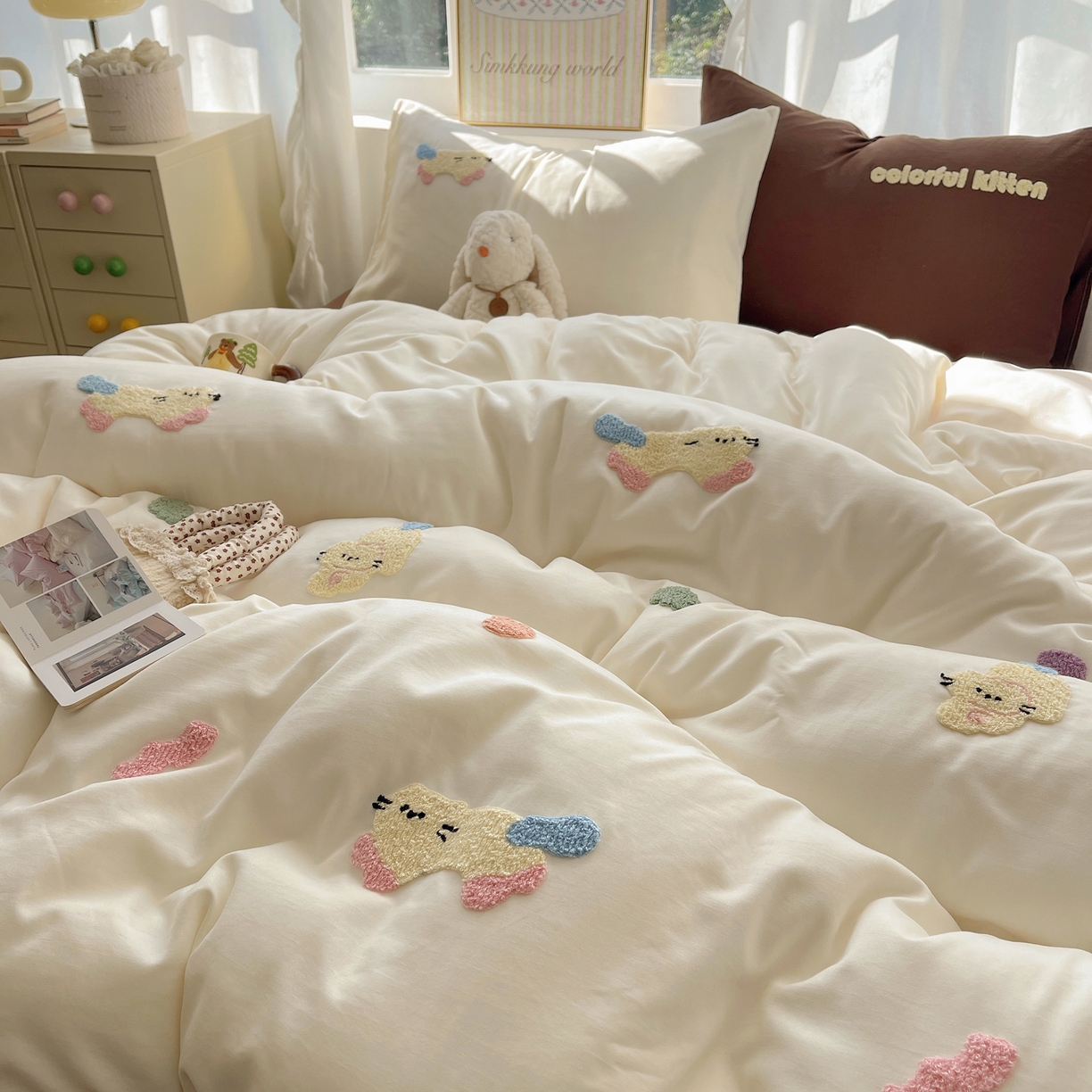 91家纺网 家纺一手货源 找家纺 （总）韩都家居 2026春夏新款卡通云朵棉毛巾绣四件套-系列一