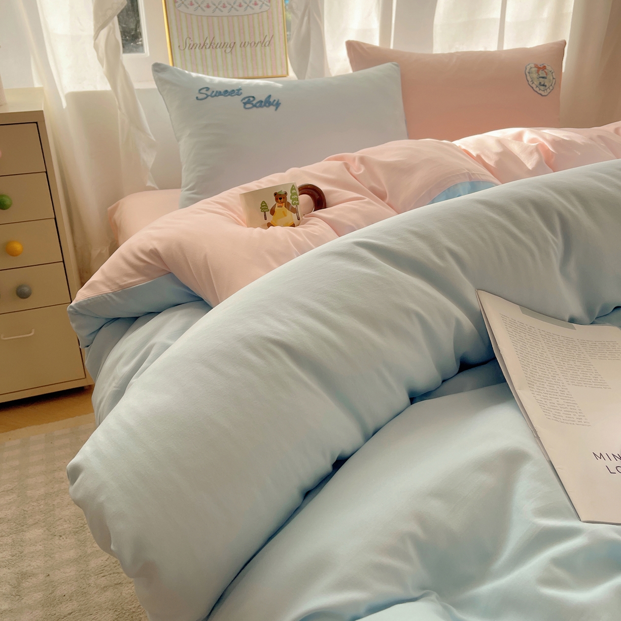 91家纺网 家纺一手货源 找家纺 韩都家居 2026春夏新款卡通云朵棉毛巾绣四件套-系列一 爱心小兔