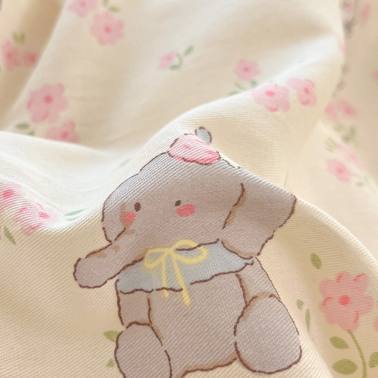 91家纺网 家纺一手货源 找家纺 莱通家纺 2026春夏新款全棉12868印花四件套单品系列-单被套 奶酪幼儿园