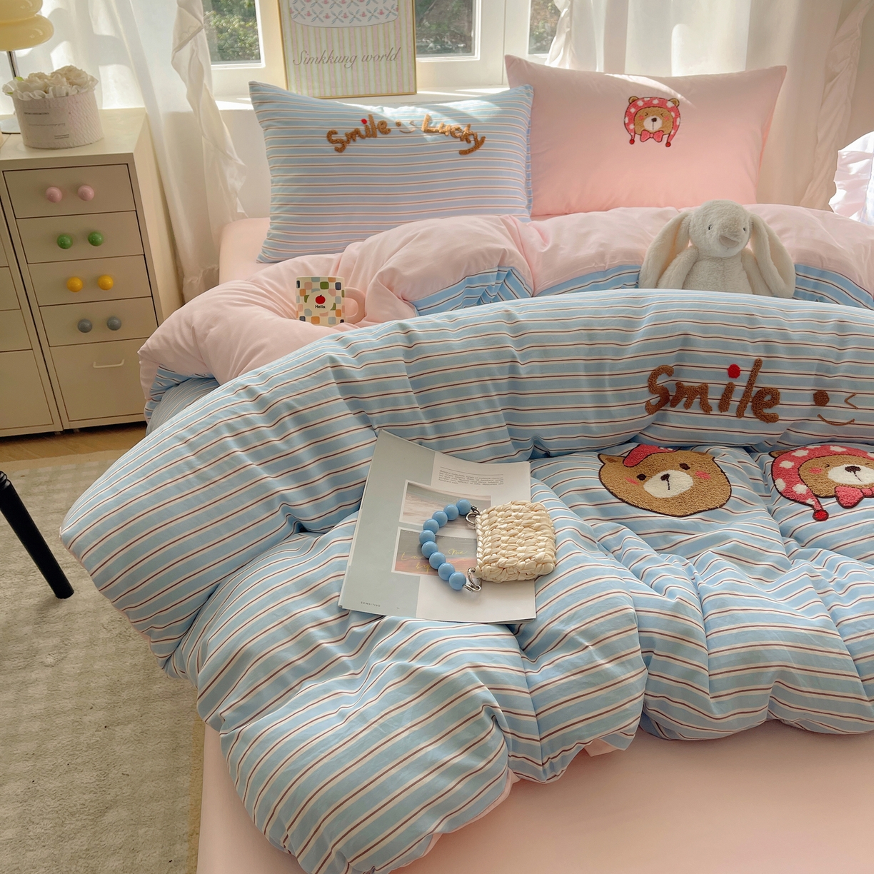 91家纺网 家纺一手货源 找家纺 韩都家居 2026春夏新款卡通云朵棉毛巾绣四件套-系列一 三只熊