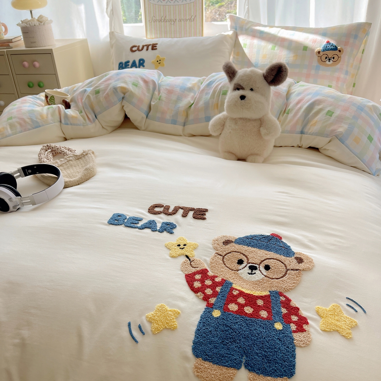 91家纺网 家纺一手货源 找家纺 韩都家居 2026春夏新款卡通云朵棉毛巾绣四件套-系列一 小熊星星