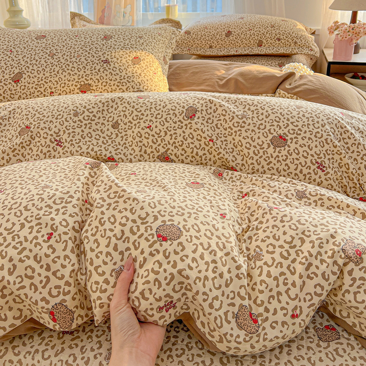 91家纺网 家纺一手货源 找家纺 （总）一比一家纺 2026新款亲肤舒适仿棉印花床盖四件套