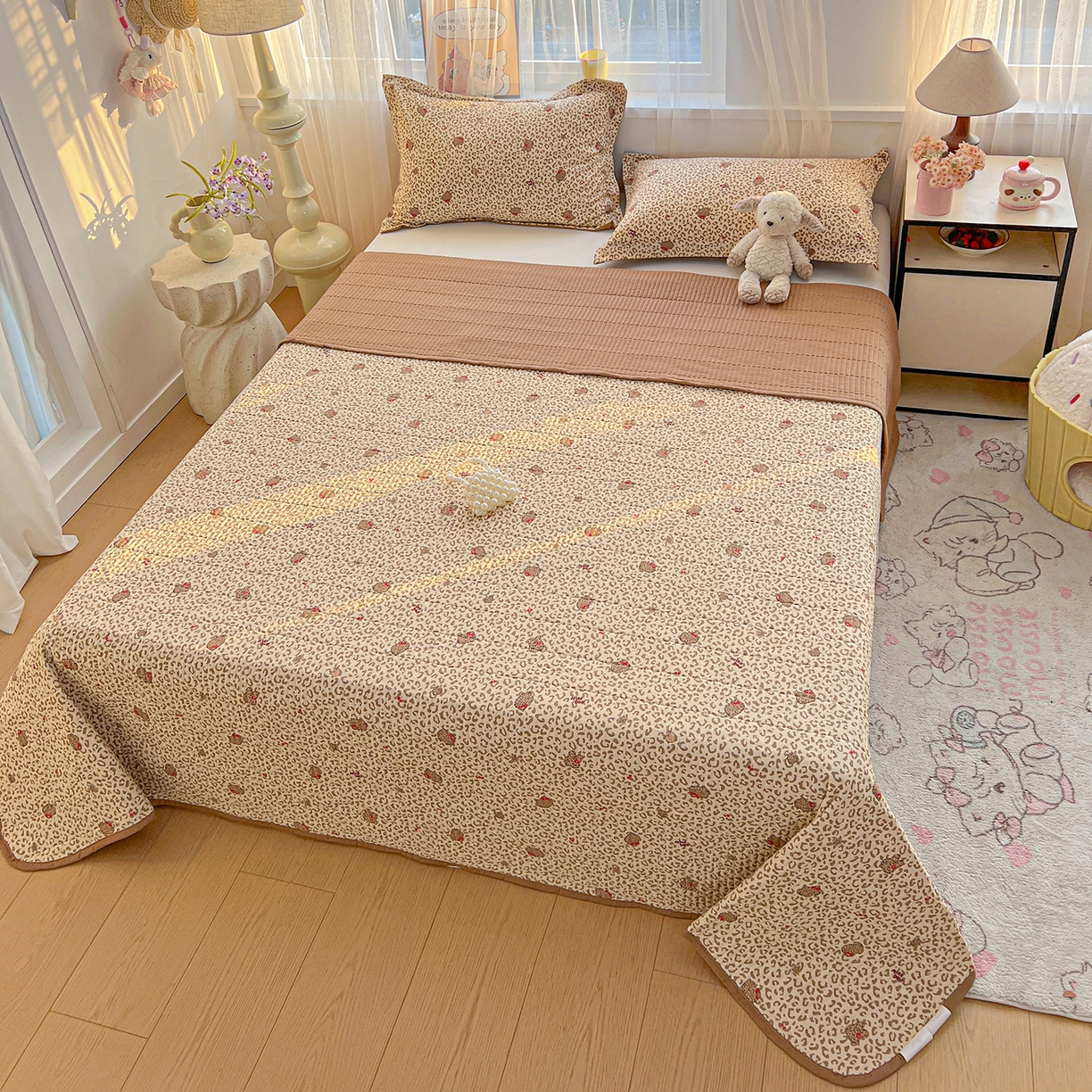 91家纺网 家纺一手货源 找家纺 一比一家纺 2026新款亲肤舒适仿棉印花床盖四件套 豹纹喵咖