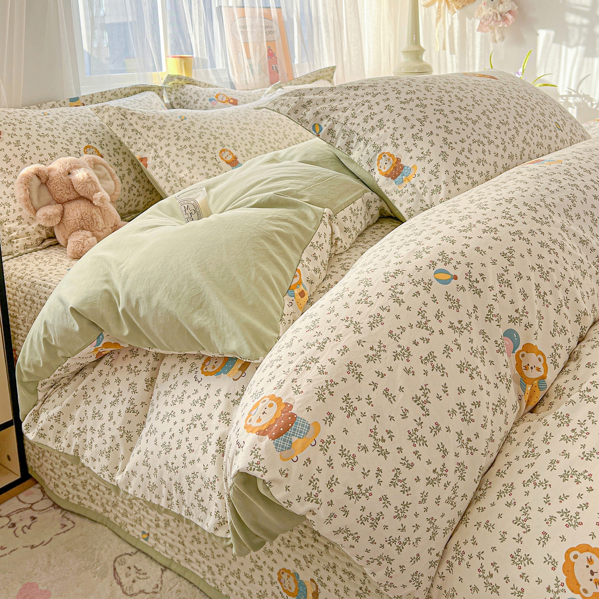 91家纺网 家纺一手货源 找家纺 一比一家纺 2026新款亲肤舒适仿棉印花床盖四件套 马戏团