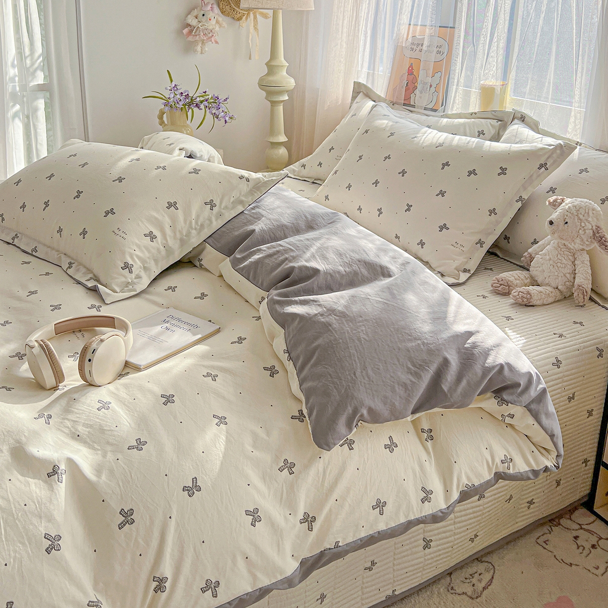 91家纺网 家纺一手货源 找家纺 一比一家纺 2026新款亲肤舒适仿棉印花床盖四件套 梦幻灰