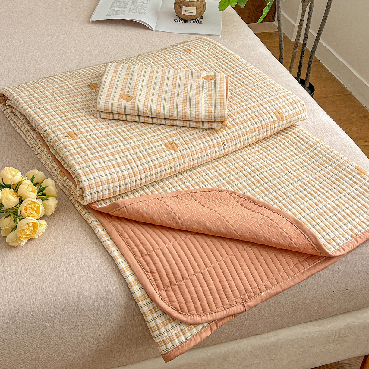 91家纺网 家纺一手货源 找家纺 一比一家纺 2026新款亲肤舒适仿棉印花床盖四件套 南瓜季