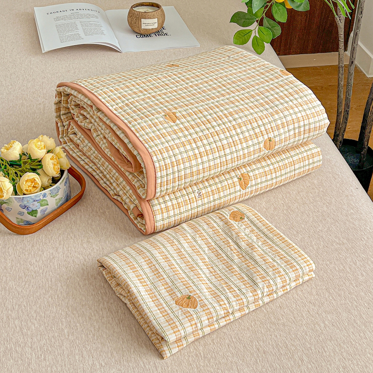 91家纺网 家纺一手货源 找家纺 一比一家纺 2026新款亲肤舒适仿棉印花床盖四件套 南瓜季