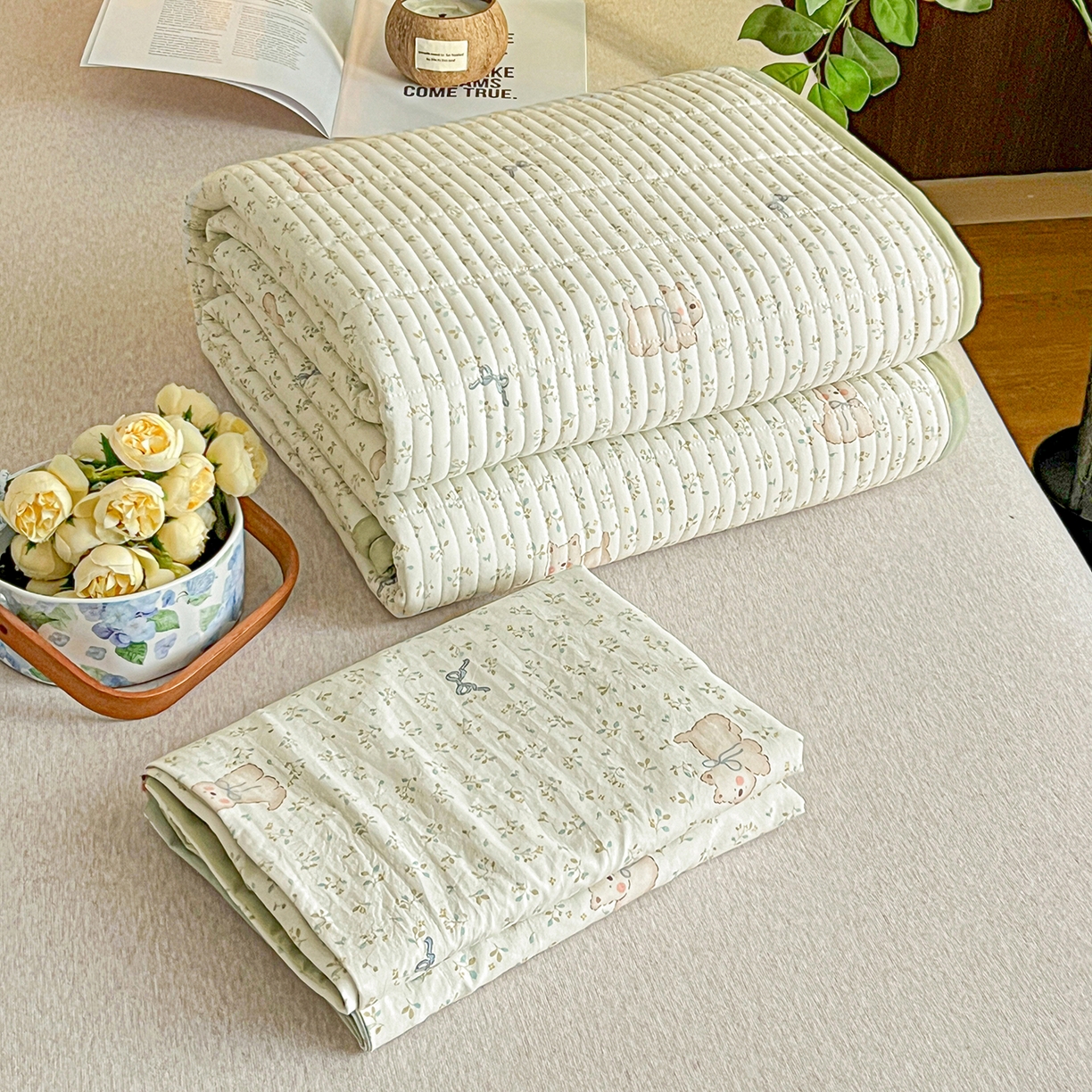 91家纺网 家纺一手货源 找家纺 一比一家纺 2026新款亲肤舒适仿棉印花床盖四件套 皮皮狗