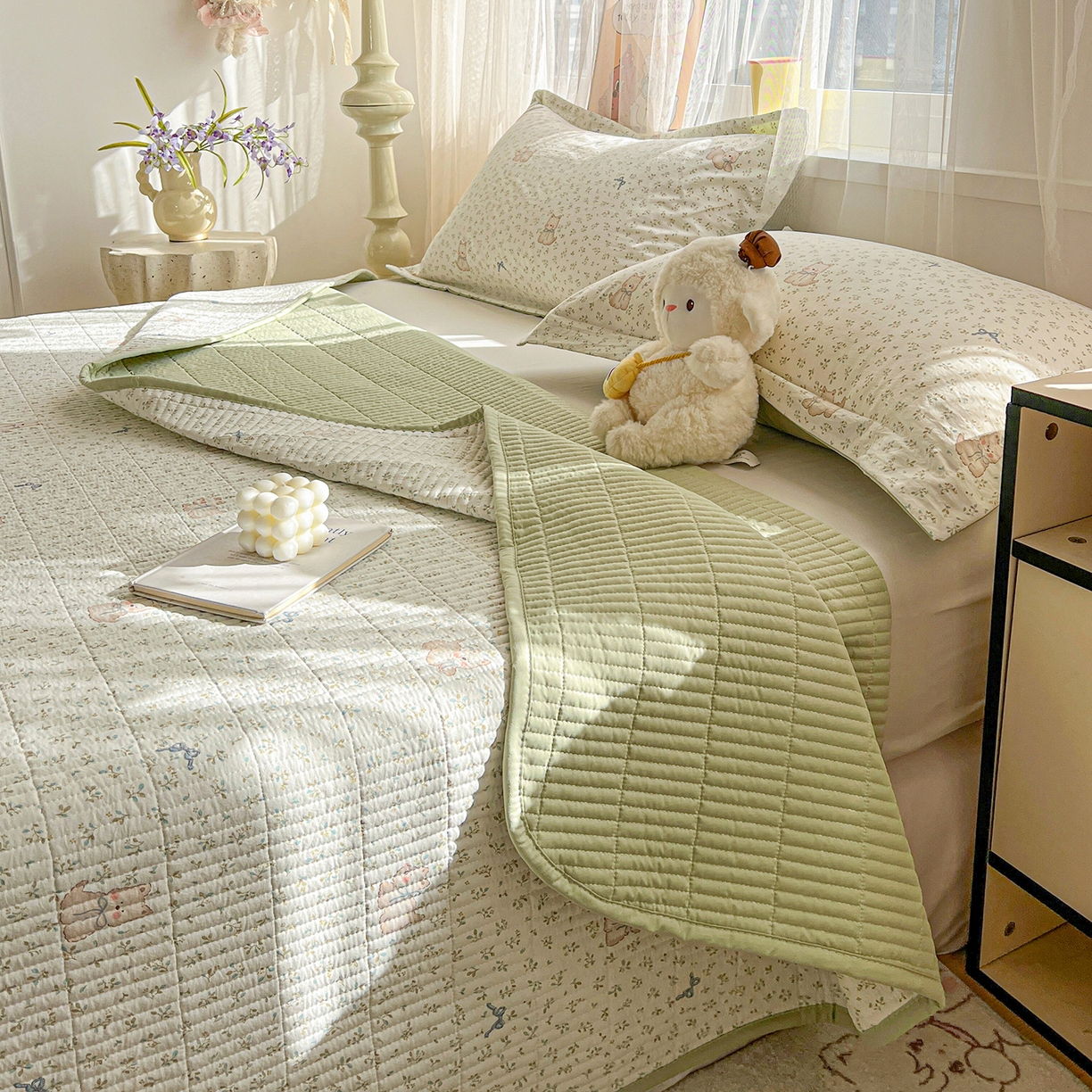 91家纺网 家纺一手货源 找家纺 一比一家纺 2026新款亲肤舒适仿棉印花床盖四件套 皮皮狗