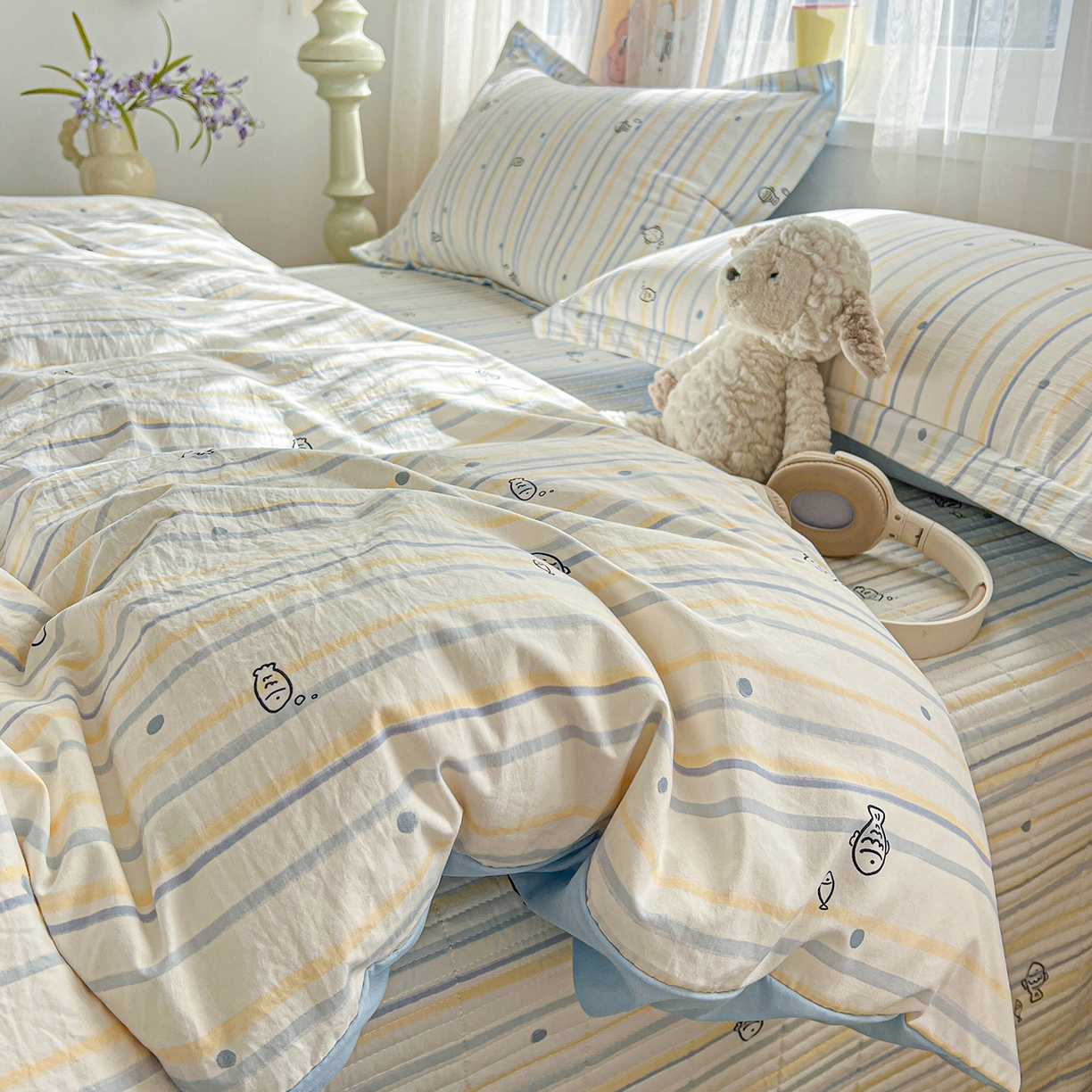 91家纺网 家纺一手货源 找家纺 一比一家纺 2026新款亲肤舒适仿棉印花床盖四件套 鱼多多