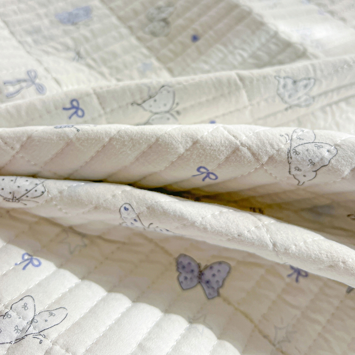 91家纺网 家纺一手货源 找家纺 一比一家纺 2026新款亲肤舒适仿棉印花床盖四件套 逐梦