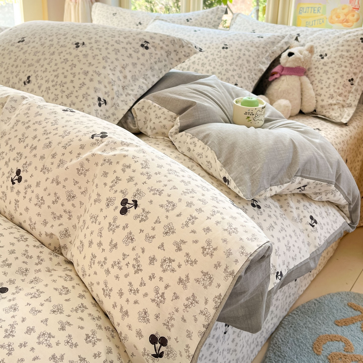 91家纺网 家纺一手货源 找家纺 莱通家纺 2026春夏新款全棉12868印花四件套单品系列-四件套 墨兰樱桃