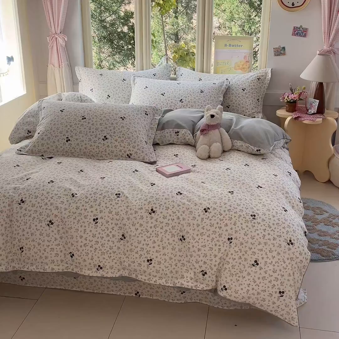 91家纺网 家纺一手货源 找家纺 莱通家纺 2026春夏新款全棉12868印花四件套单品系列-四件套 墨兰樱桃