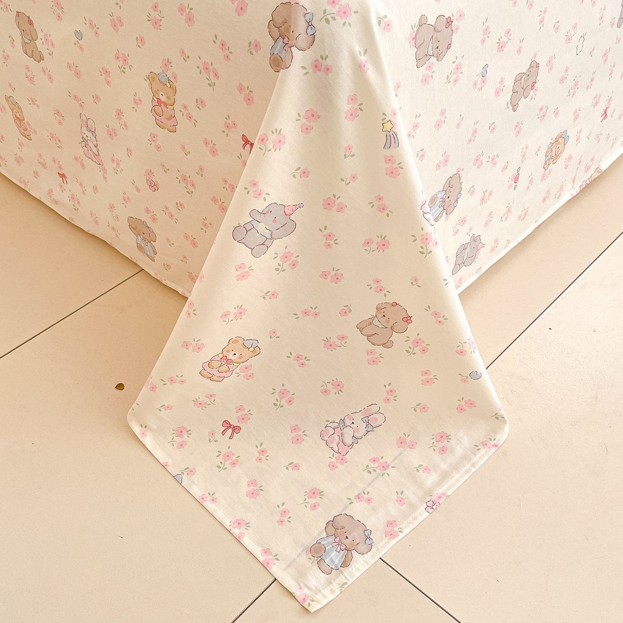 91家纺网 家纺一手货源 找家纺 莱通家纺 2026春夏新款全棉12868印花四件套单品系列-四件套 奶酪幼儿园