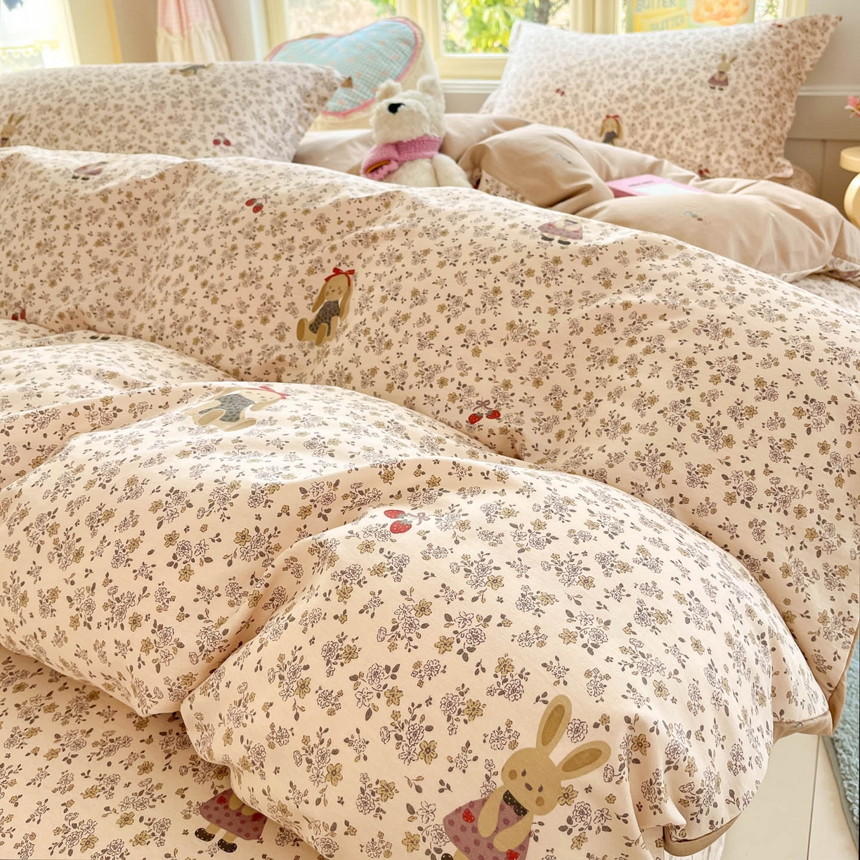 91家纺网 家纺一手货源 找家纺 莱通家纺 2026春夏新款全棉12868印花四件套单品系列-四件套 帕丁顿兔兔