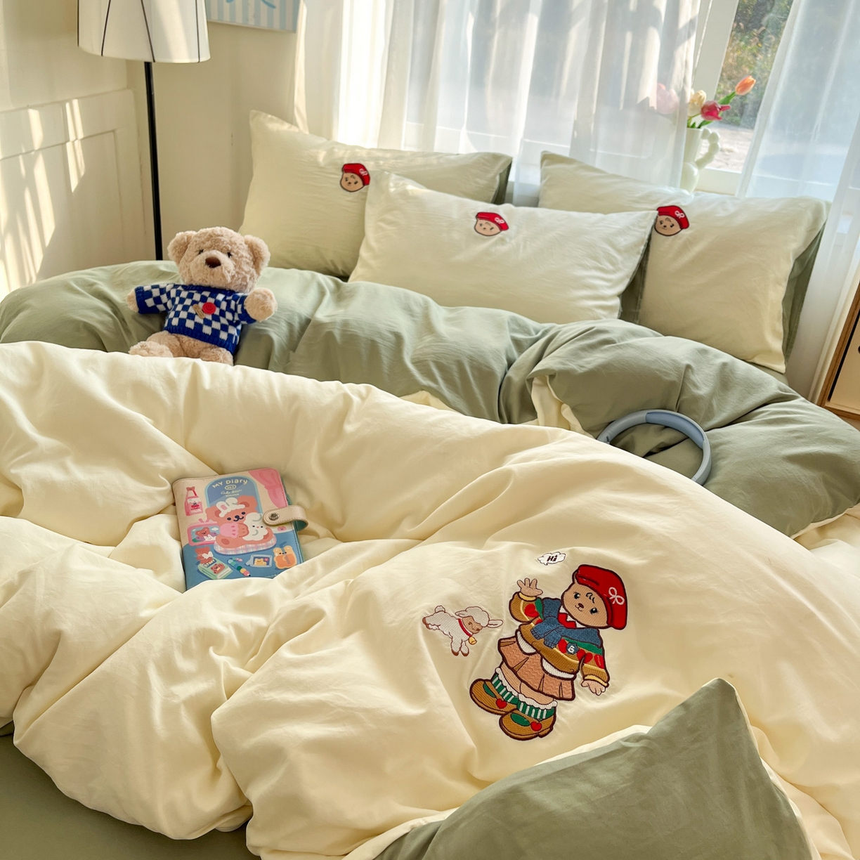91家纺网 家纺一手货源 找家纺 优承佳生活馆 2026新款软糯云朵棉刺绣三件套四件套单被套小熊系列-系列一 放羊熊