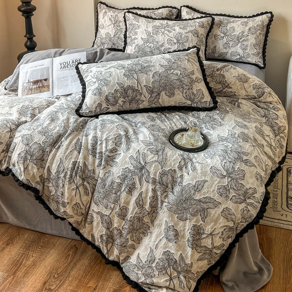 91家纺网 家纺一手货源 找家纺 梵克保罗 2025新款立体雕花绒球球四件套（提供买家秀） 卢浮花园