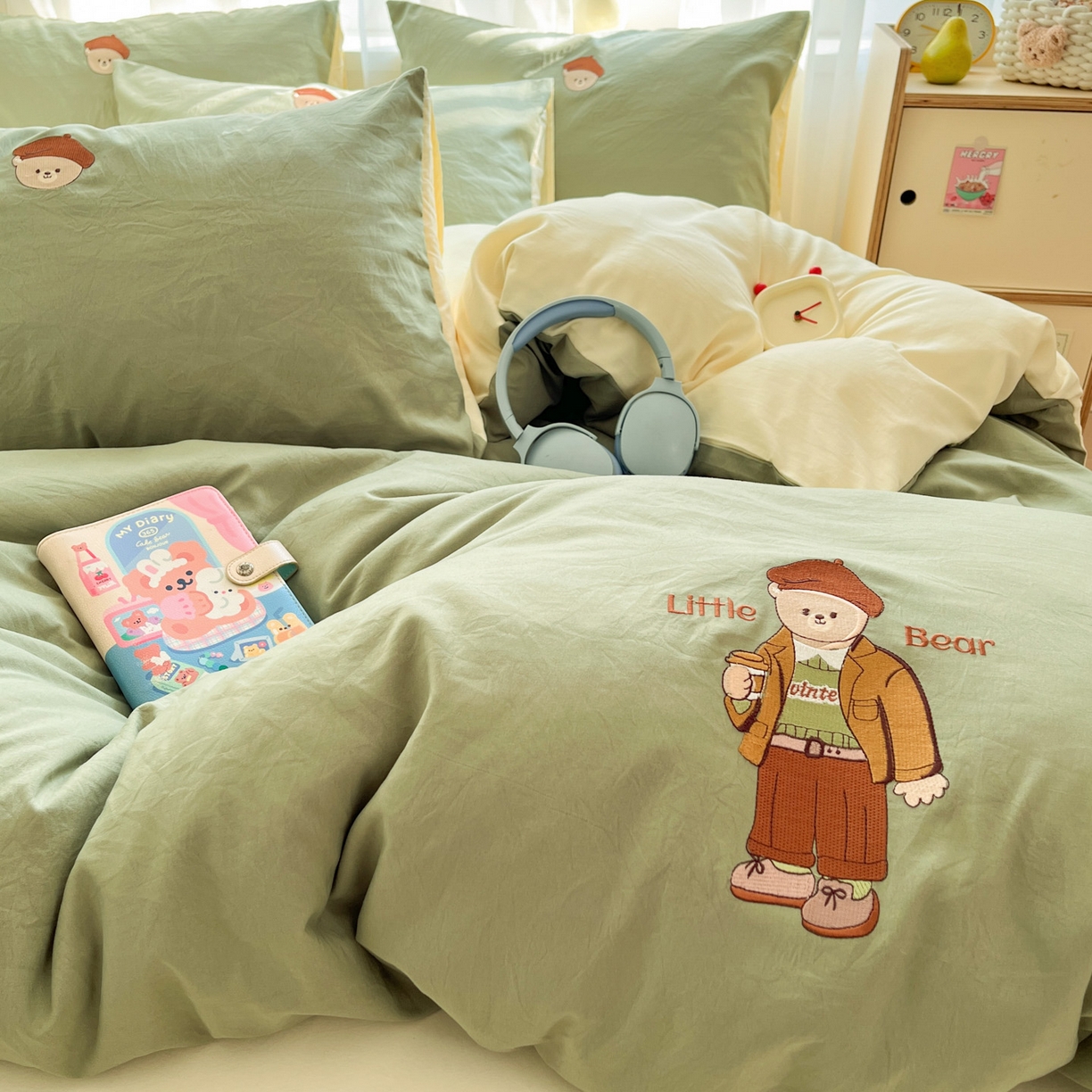 91家纺网 家纺一手货源 找家纺 优承佳生活馆 2026新款软糯云朵棉刺绣三件套四件套单被套小熊系列-系列一 咖啡熊