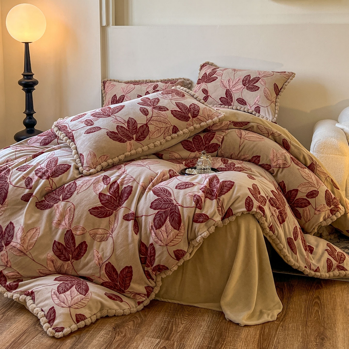 91家纺网 家纺一手货源 找家纺 梵克保罗 2025新款立体雕花绒球球四件套（提供买家秀） 叶繁