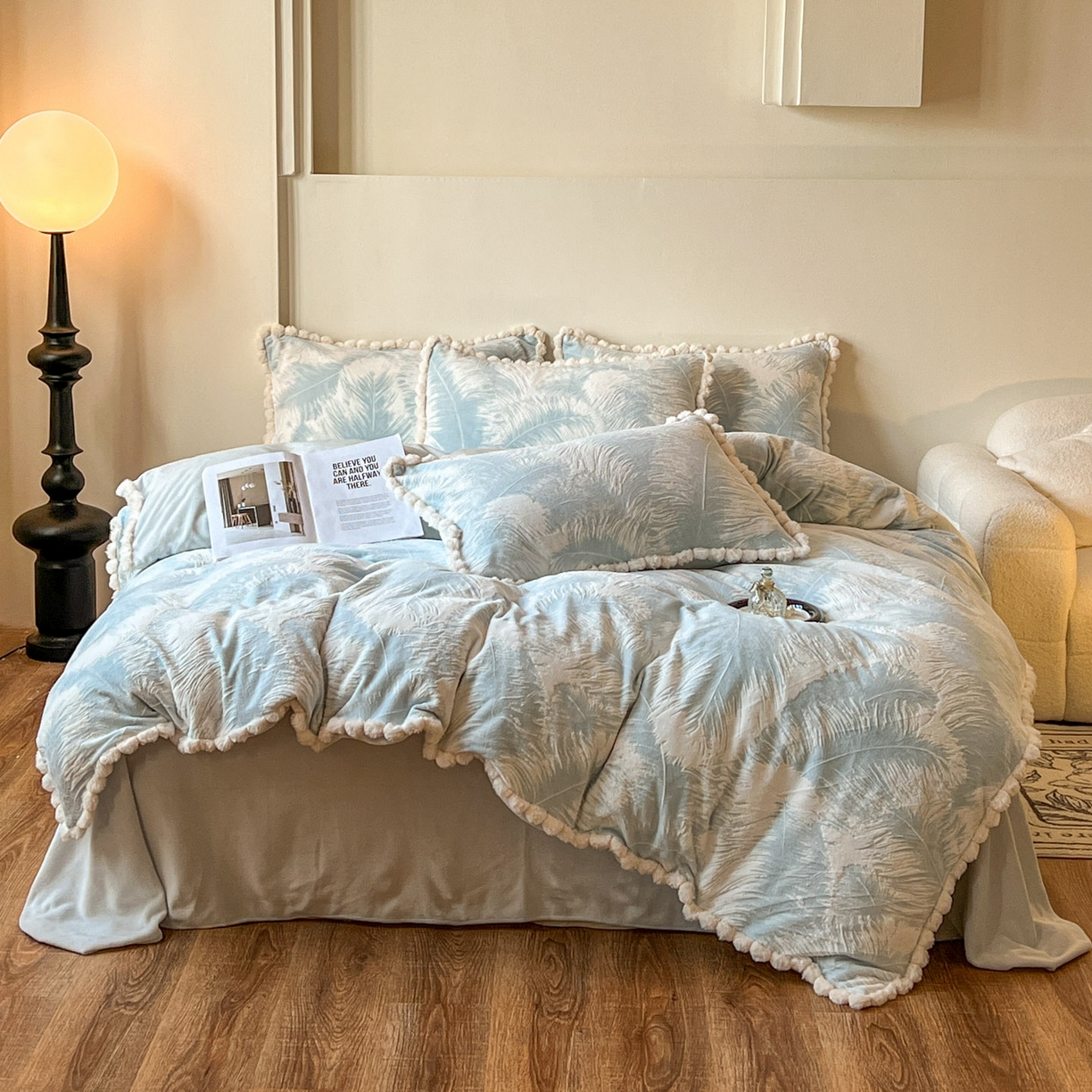 91家纺网 家纺一手货源 找家纺 梵克保罗 2025新款立体雕花绒球球四件套（提供买家秀） 慕叶