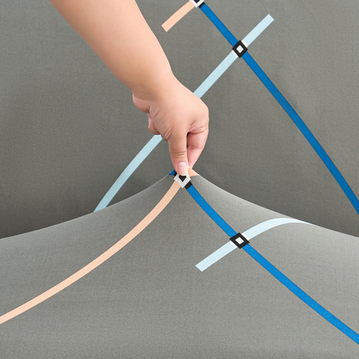 91家纺网 家纺一手货源 找家纺 兴俪韵家纺 2025新款裙边款图案双扶手沙发套 彩线条