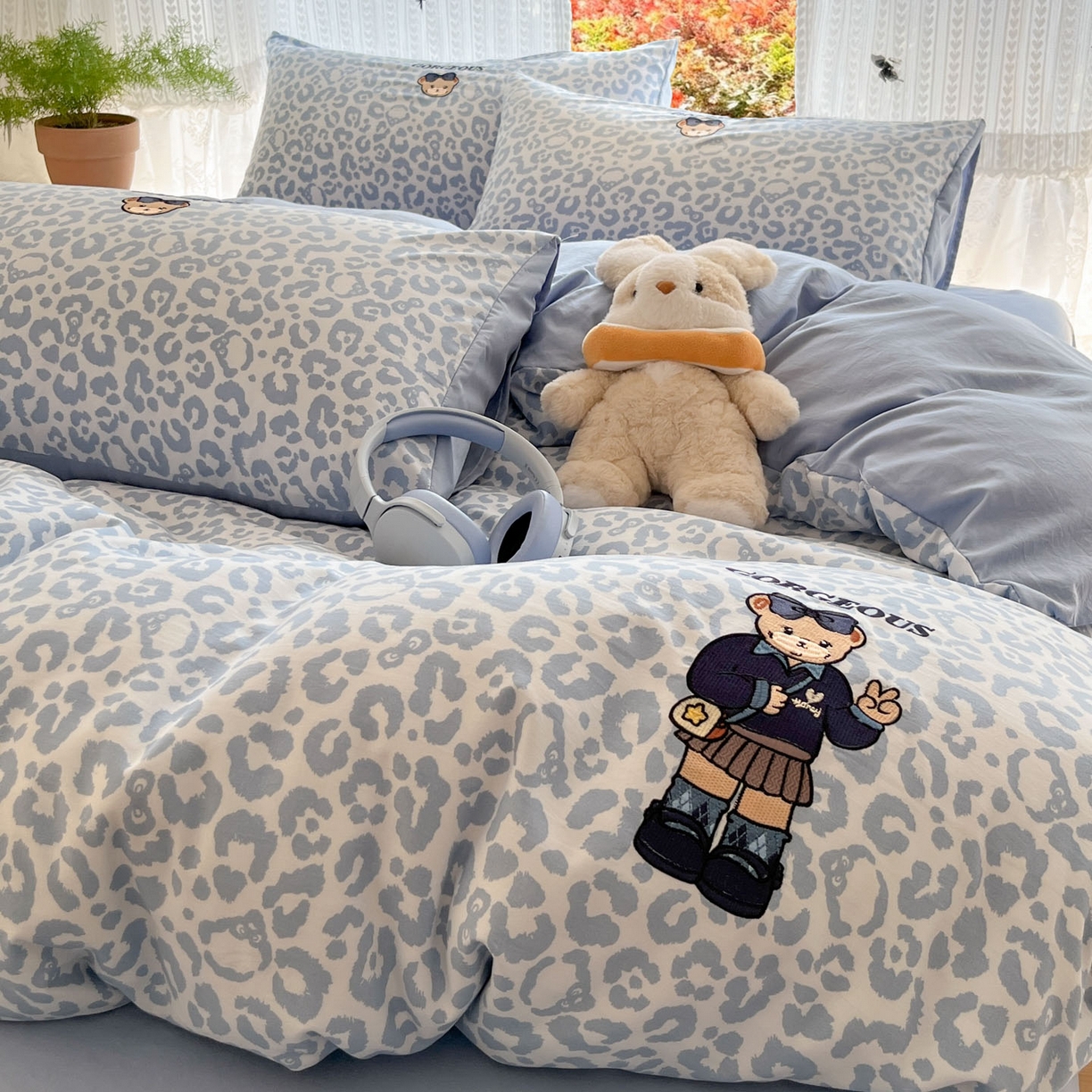 91家纺网 家纺一手货源 找家纺 优承佳生活馆 2026新款软糯云朵棉刺绣三件套四件套单被套小熊系列-系列二 豹纹熊仔