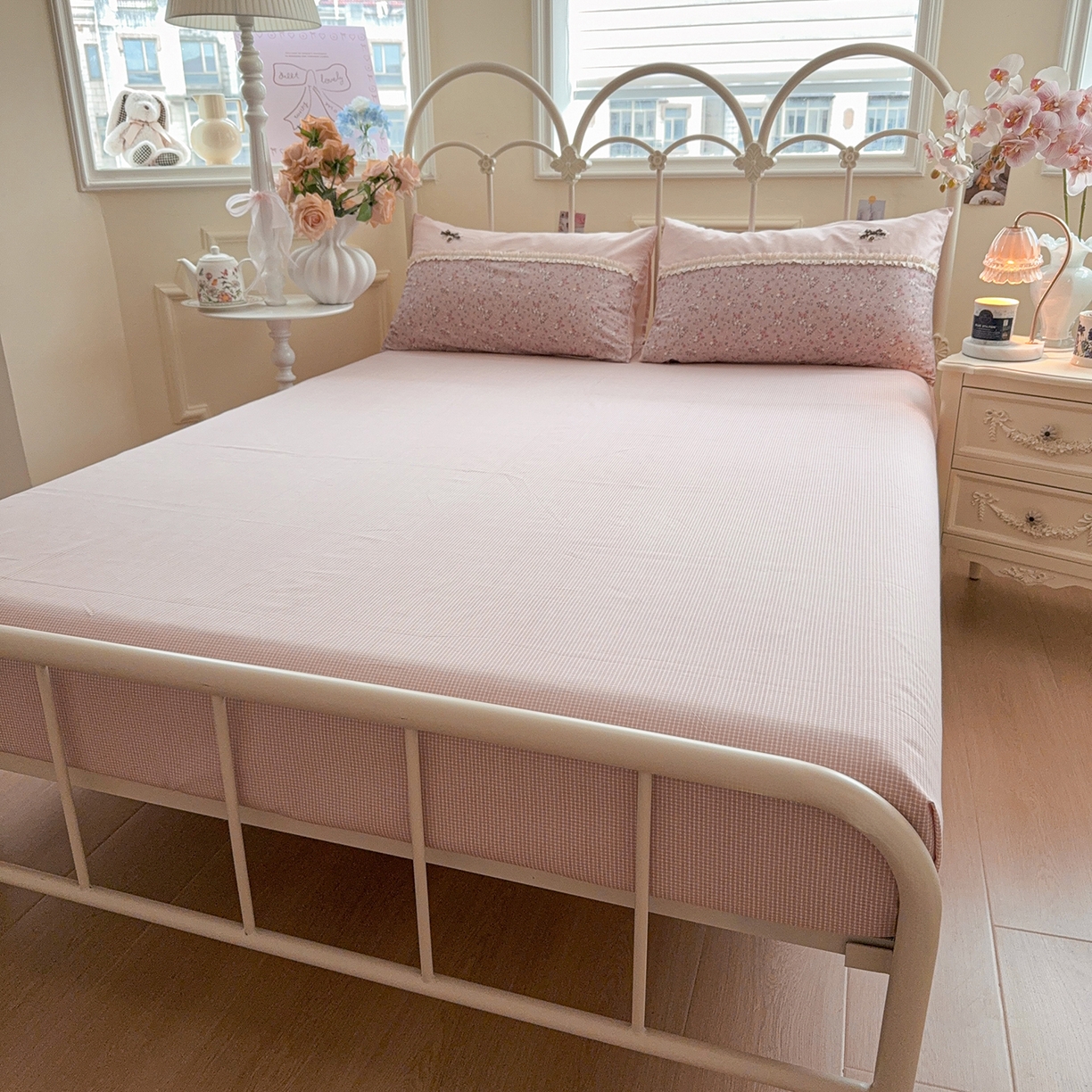 91家纺网 家纺一手货源 找家纺 （总）安莱生活 2026年新品全棉纯棉小碎花刺绣花边款四件套-小碎花系列