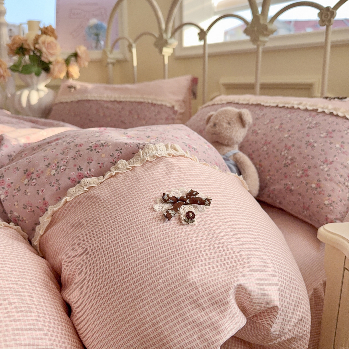 91家纺网 家纺一手货源 找家纺 （总）安莱生活 2026年新品全棉纯棉小碎花刺绣花边款四件套-小碎花系列