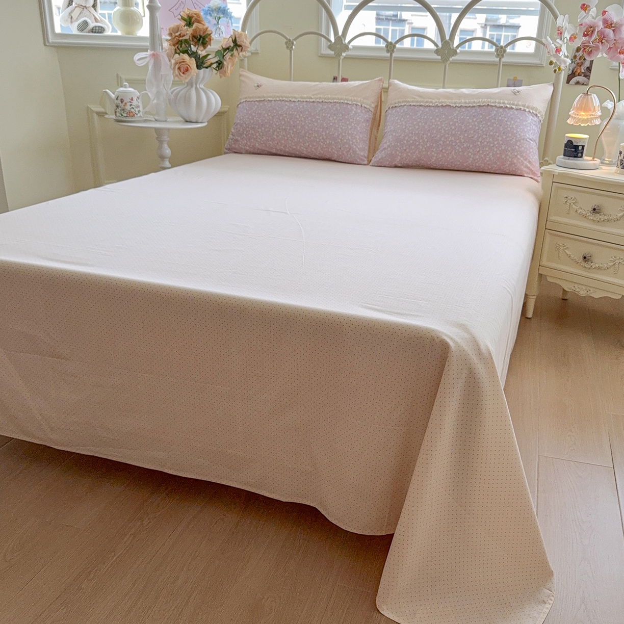 91家纺网 家纺一手货源 找家纺 安莱生活 2026年新品全棉纯棉小碎花刺绣花边款四件套-小碎花系列 花梦紫