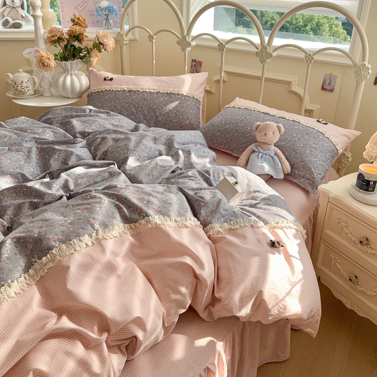 91家纺网 家纺一手货源 找家纺 安莱生活 2026年新品全棉纯棉小碎花刺绣花边款四件套-小碎花系列 泡芙花园