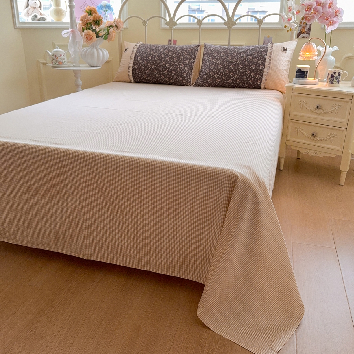 91家纺网 家纺一手货源 找家纺 安莱生活 2026年新品全棉纯棉小碎花刺绣花边款四件套-小碎花系列 漫语花