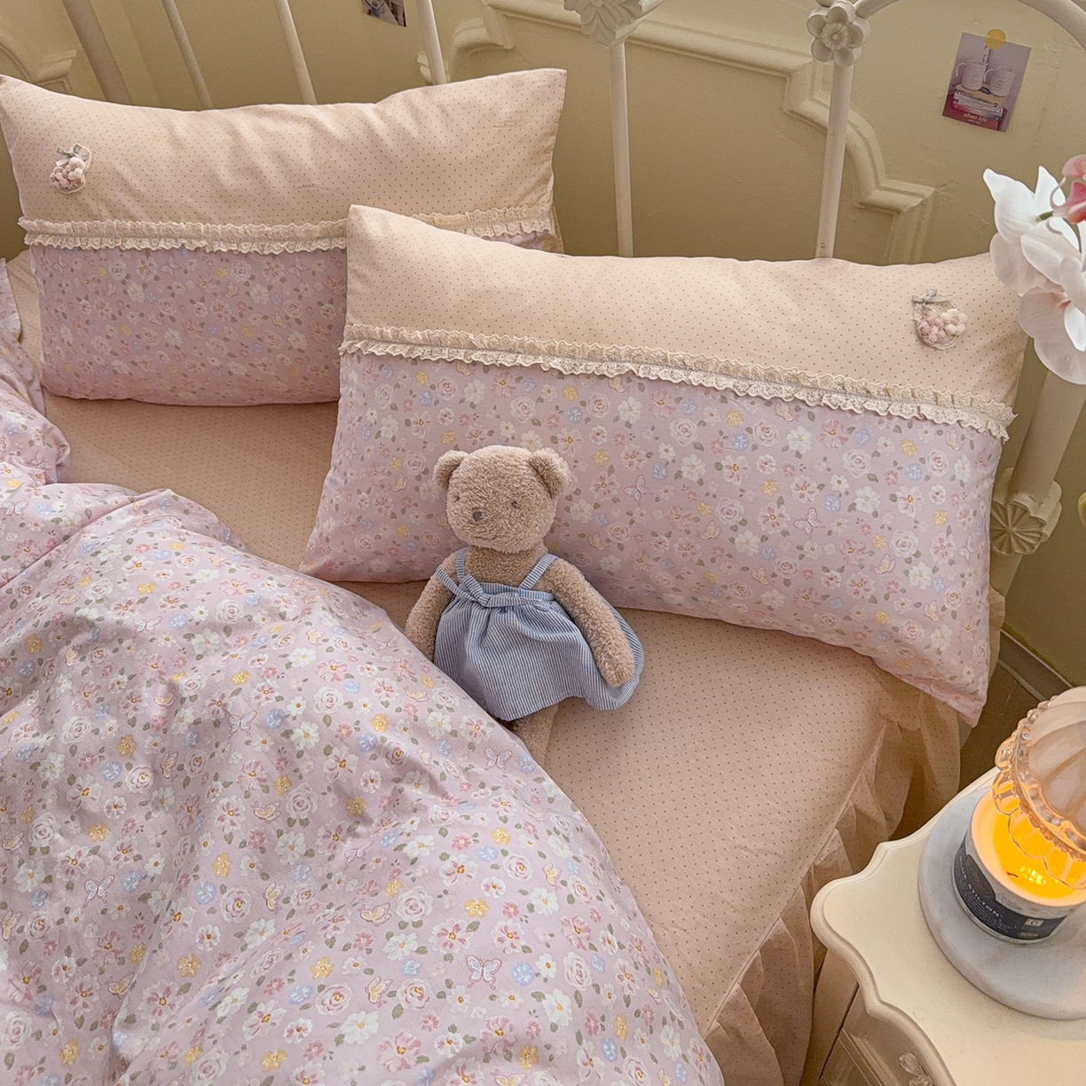 91家纺网 家纺一手货源 找家纺 安莱生活 2026年新品全棉纯棉小碎花刺绣花边款四件套-小碎花系列 凯特花园