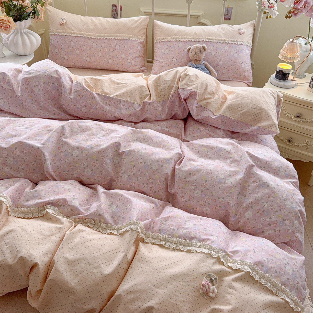 91家纺网 家纺一手货源 找家纺 安莱生活 2026年新品全棉纯棉小碎花刺绣花边款四件套-小碎花系列 凯特花园