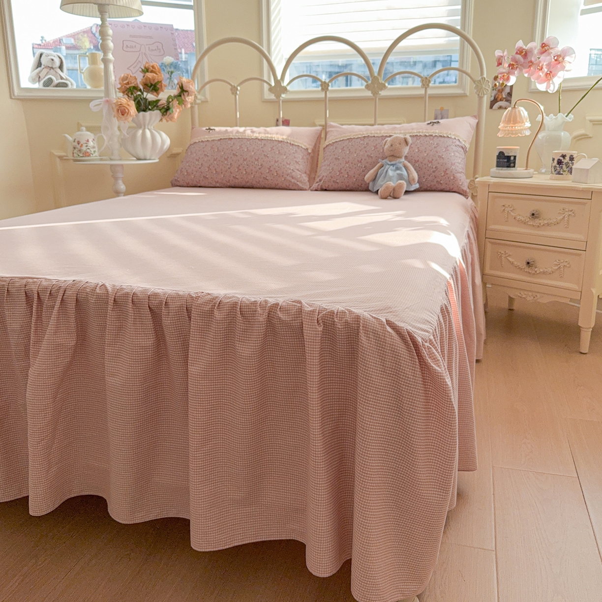 91家纺网 家纺一手货源 找家纺 安莱生活 2026年新品全棉纯棉小碎花刺绣花边款四件套-小碎花系列 花漾粉