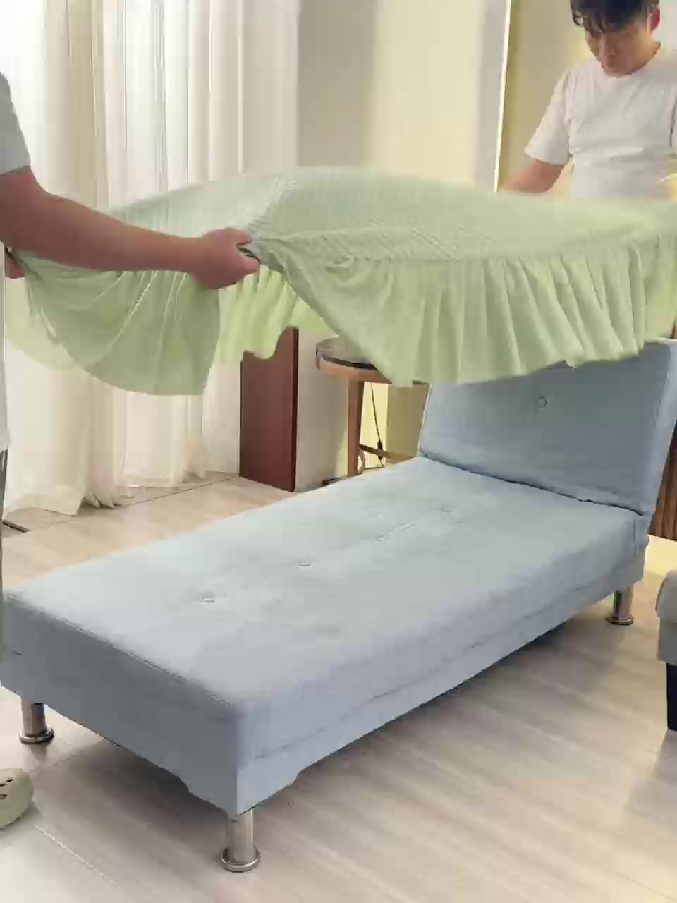 91家纺网 家纺一手货源 找家纺 （总）兴俪韵家纺 2025新款裙边款大枫叶无扶手沙发床套