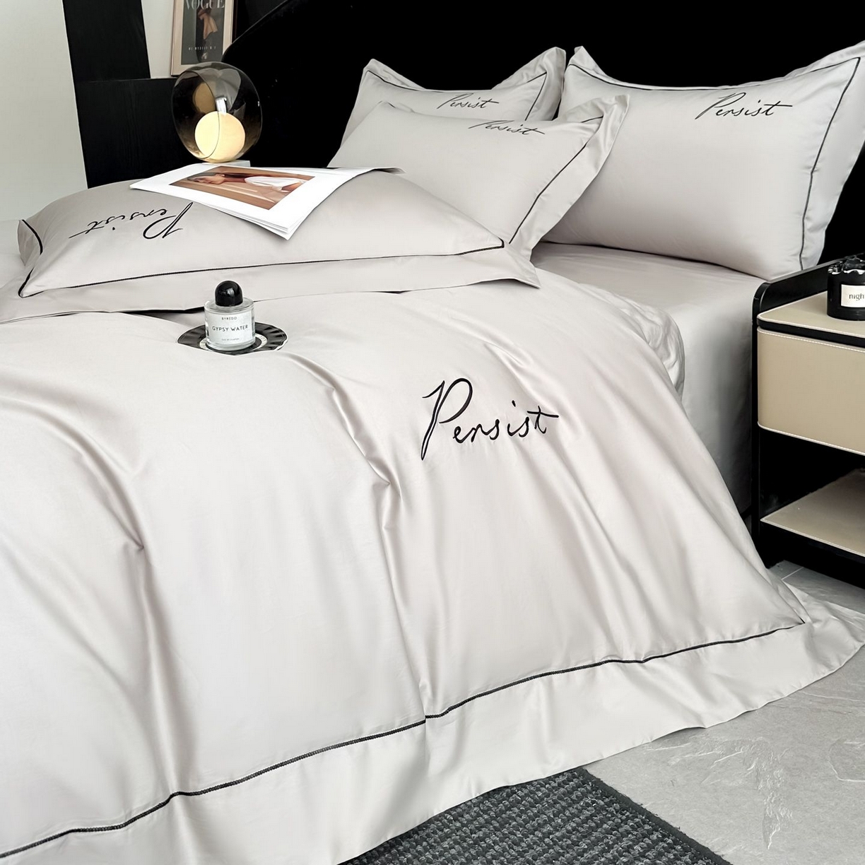 91家纺网 家纺一手货源 找家纺 新方向 2026新款刺绣全棉100s贡缎长绒棉四件套-持之以恒（严格控价.低于卖价.不给供货. 标准348元 加大368元） 持之以恒-爵士灰