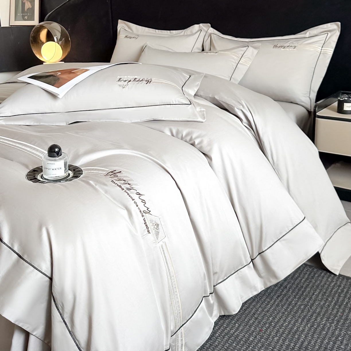 91家纺网 家纺一手货源 找家纺 新方向 2026新款刺绣全棉100s贡缎长绒棉四件套-亚瑟（严格控价.低于卖价.不给供货. 标准358元 加大378元） 亚瑟-爵士灰