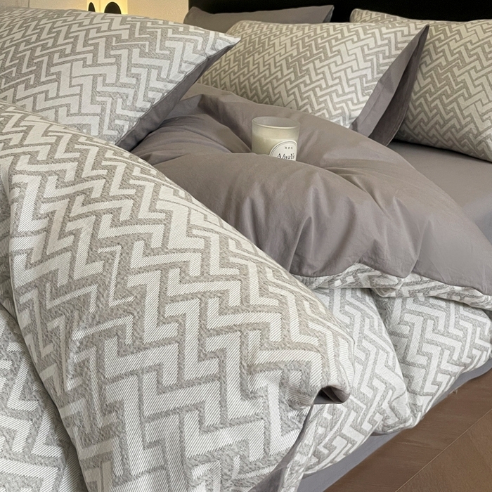 91家纺网 家纺一手货源 找家纺 ab家纺 2026新款全棉纯棉三层纱提花四件套 菱形格-灰