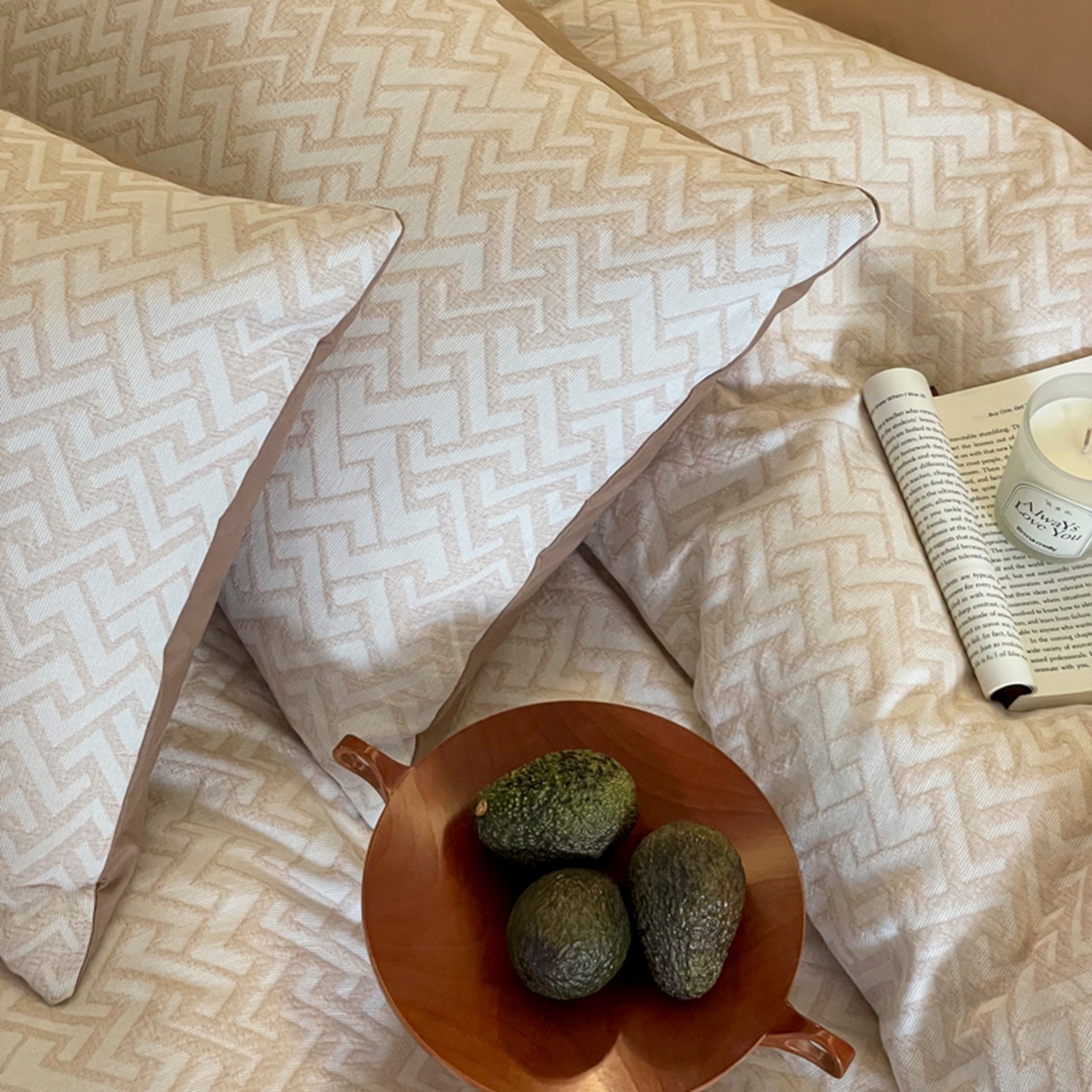 91家纺网 家纺一手货源 找家纺 ab家纺 2026新款全棉纯棉三层纱提花四件套 菱形格-米咖