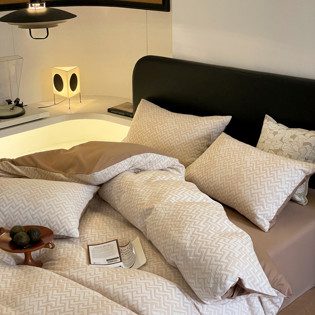 91家纺网 家纺一手货源 找家纺 ab家纺 2026新款全棉纯棉三层纱提花四件套 菱形格-米咖