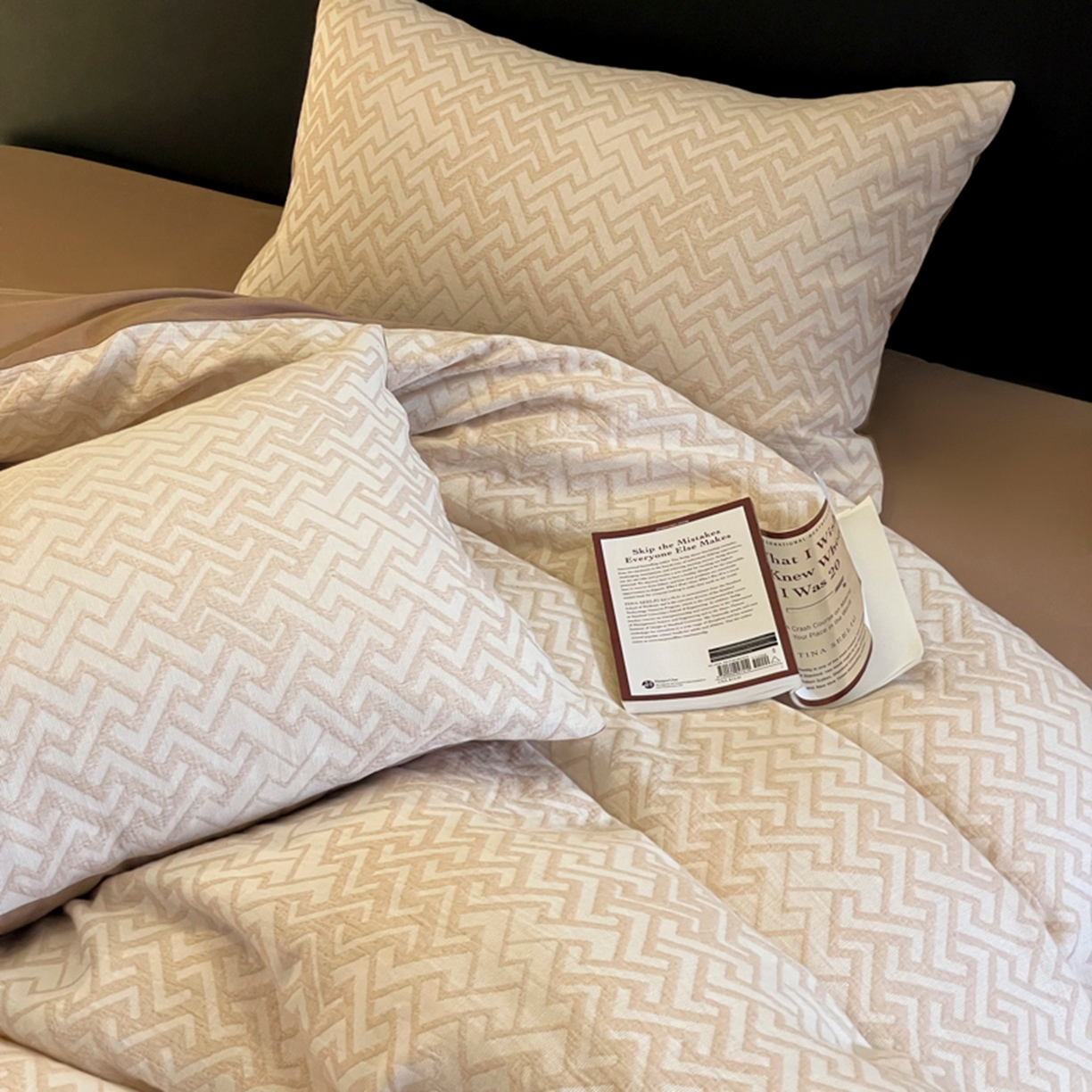 91家纺网 家纺一手货源 找家纺 ab家纺 2026新款全棉纯棉三层纱提花四件套 菱形格-米咖