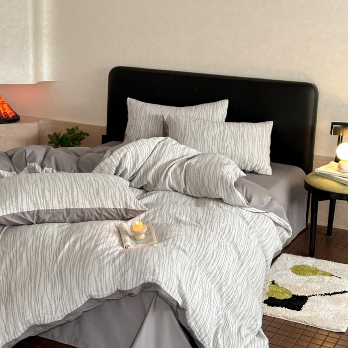 91家纺网 家纺一手货源 找家纺 ab家纺 2026新款全棉纯棉三层纱提花四件套 米亚-灰