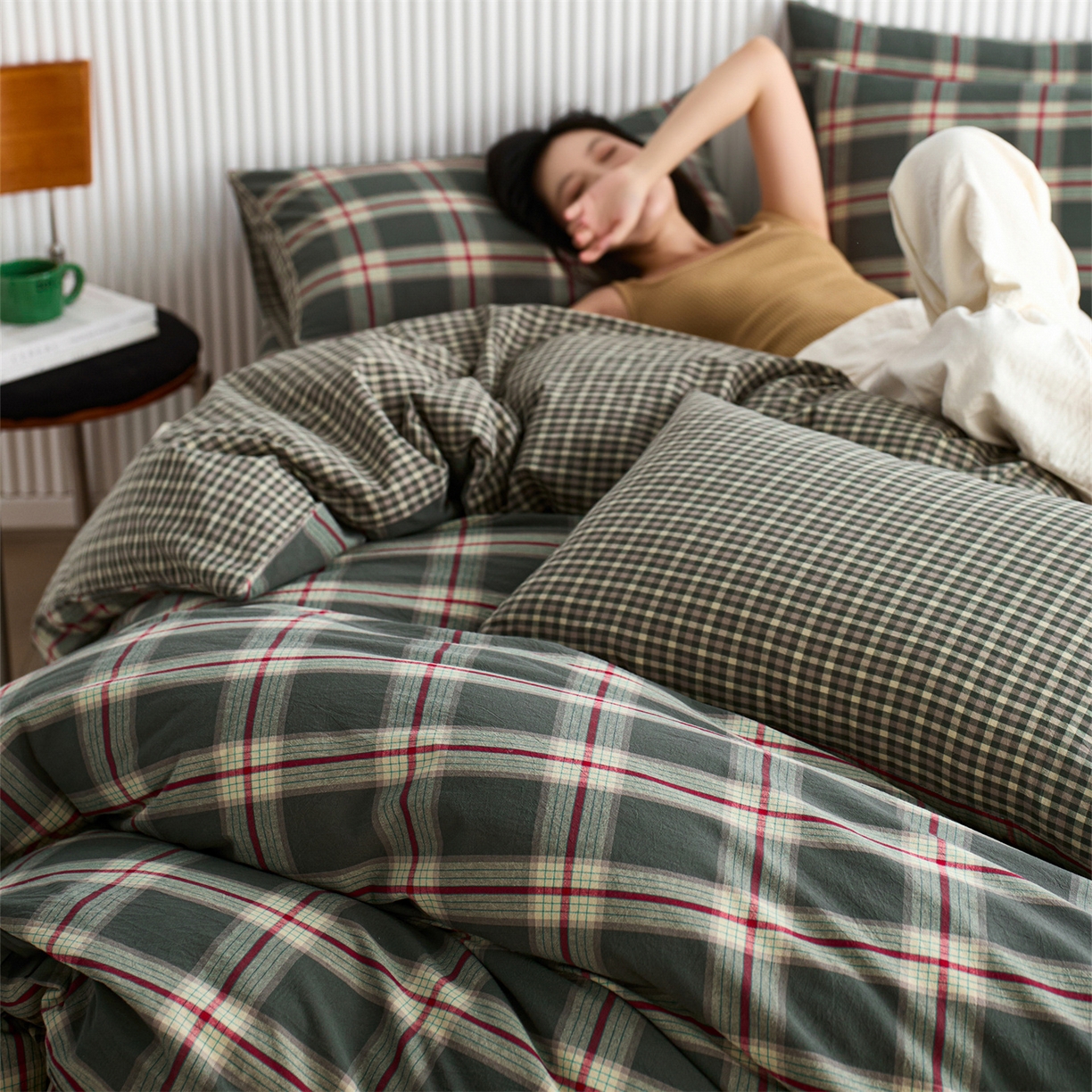 91家纺网 家纺一手货源 找家纺 启程家纺 2026新款纯棉水洗棉复古大格系列多规格纯棉四件套 摩登大绿